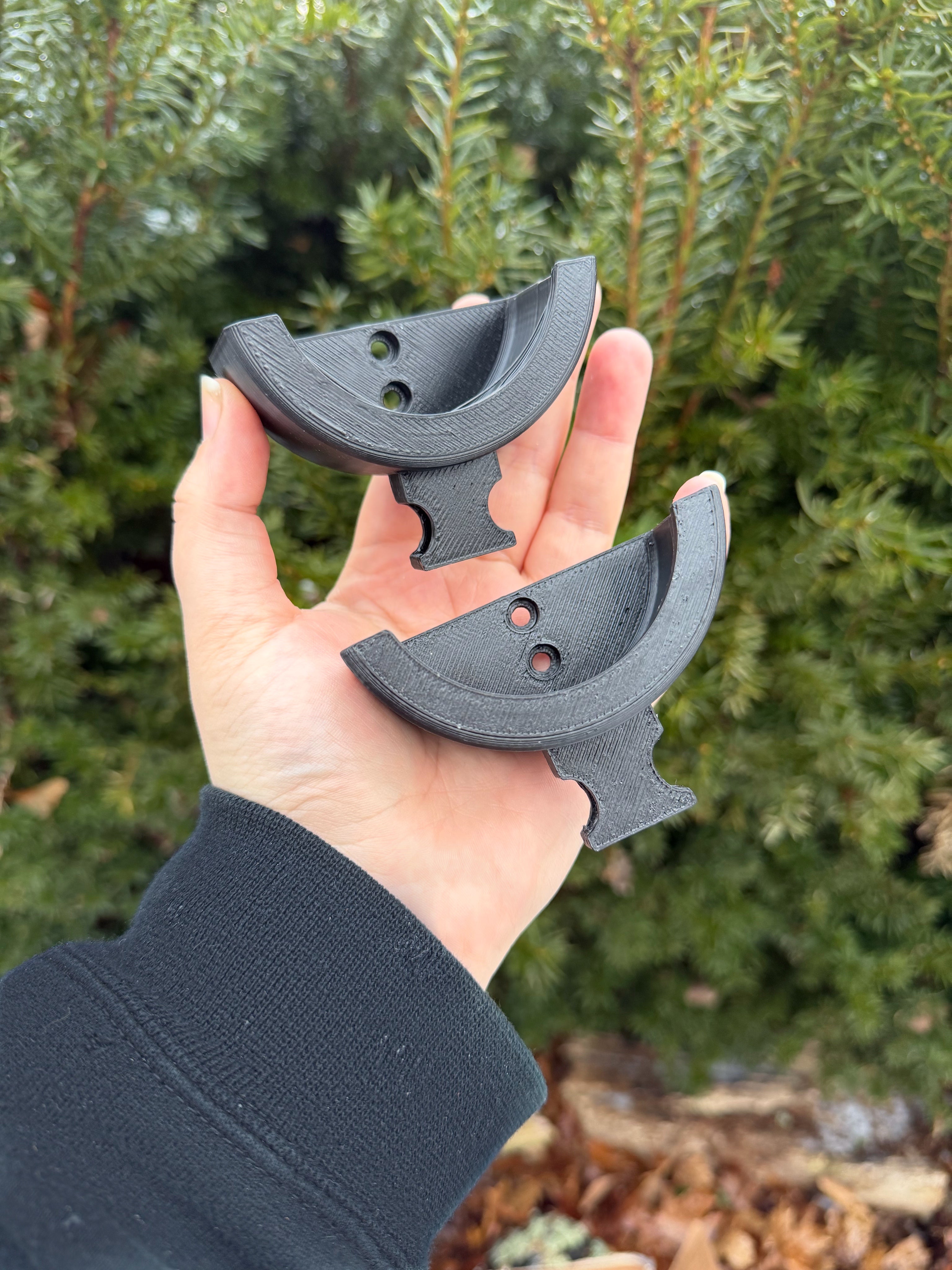 Black e-collar wall mount