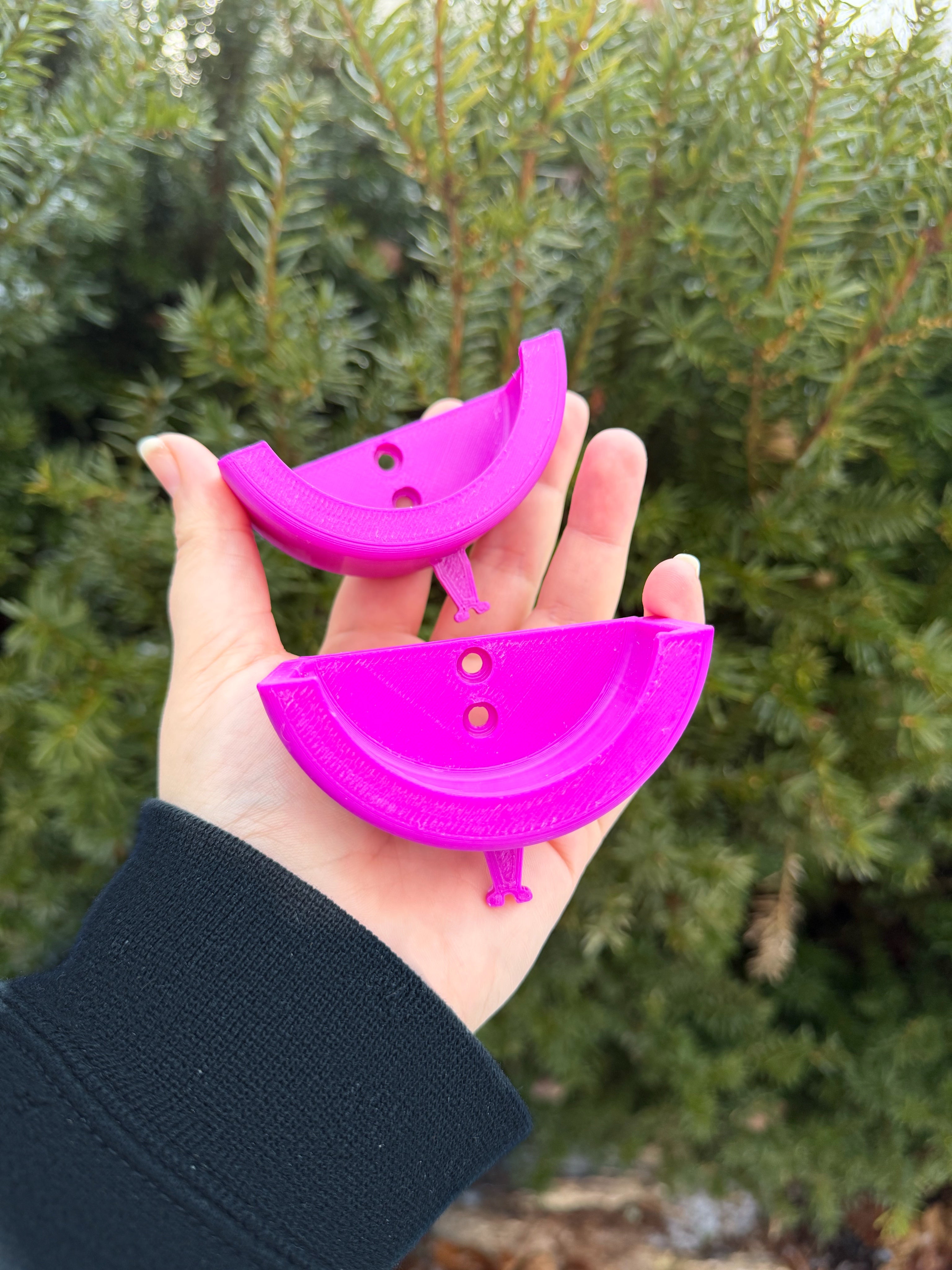 Purple e-collar wall mount